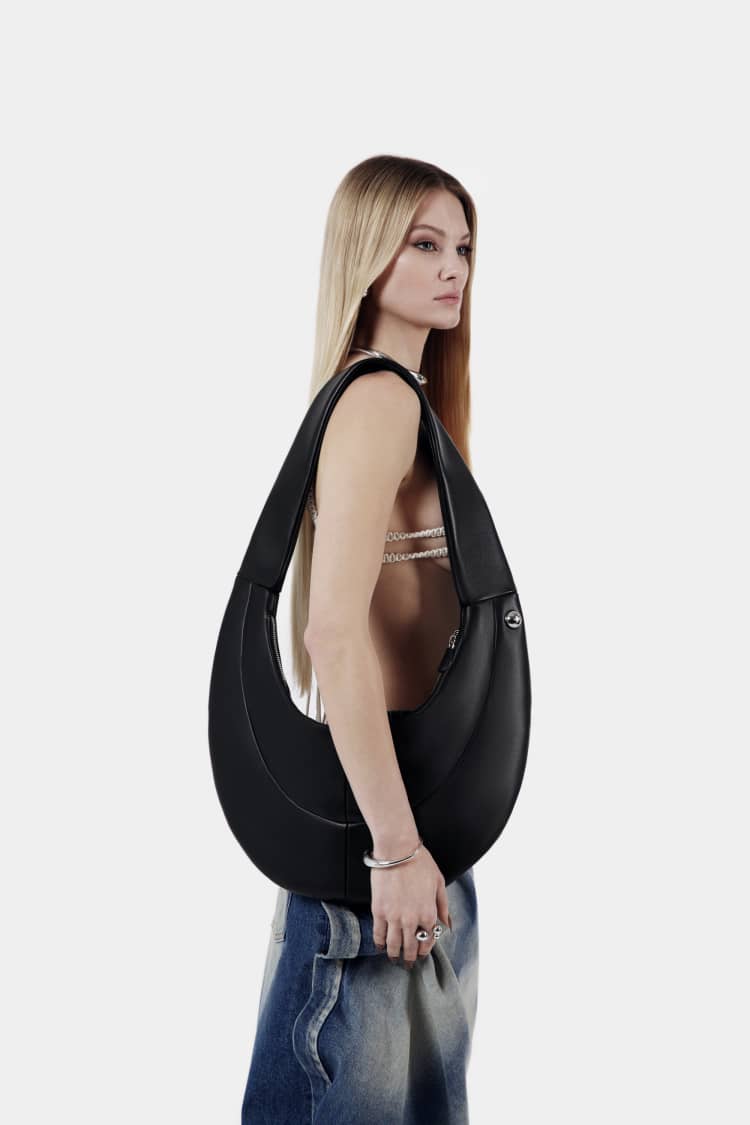 BE.U bag | black crossbody bag