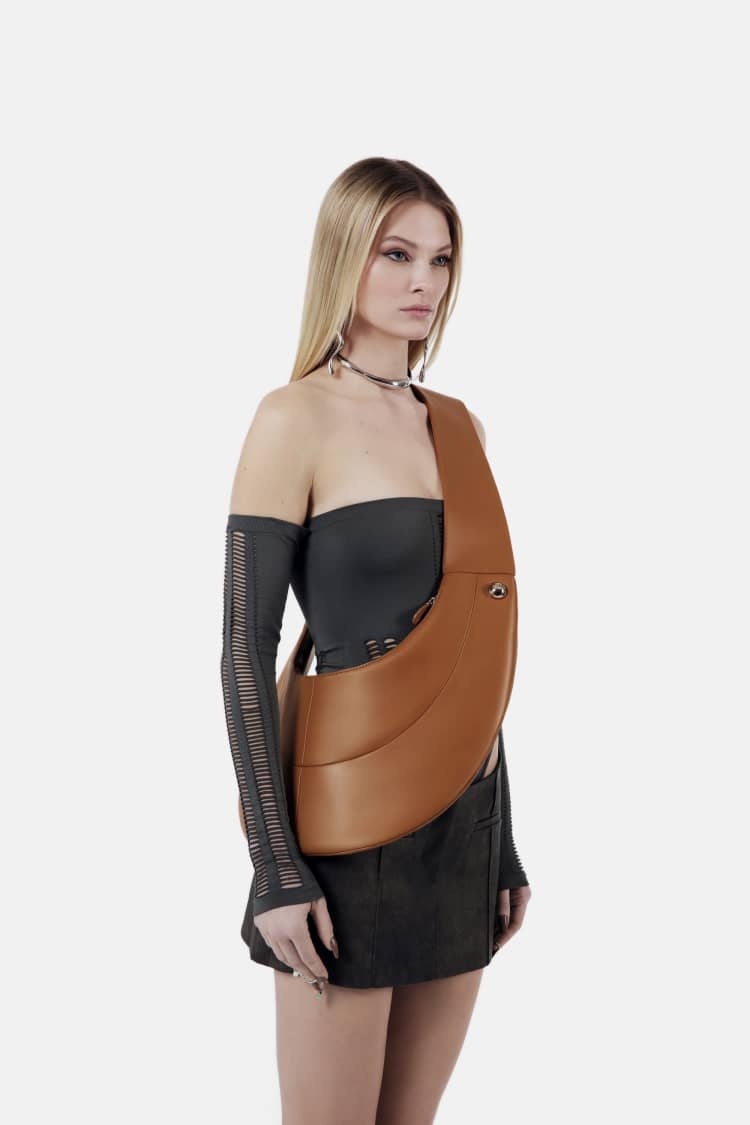 BE.U bag | brown crossbody bag - Image 4
