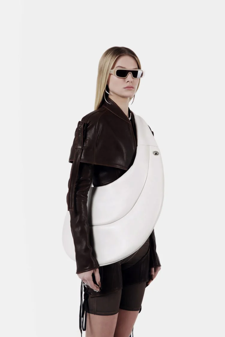 BE.U bag | large white crossbody bag - Image 6