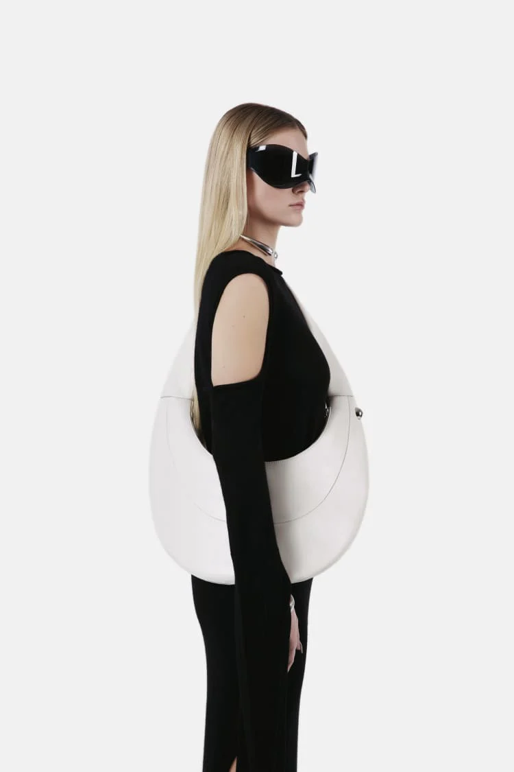 BE.U bag | white crossbody bag - Image 4