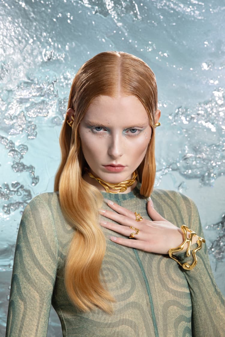 bold asymmetrical gold bangle - Image 4