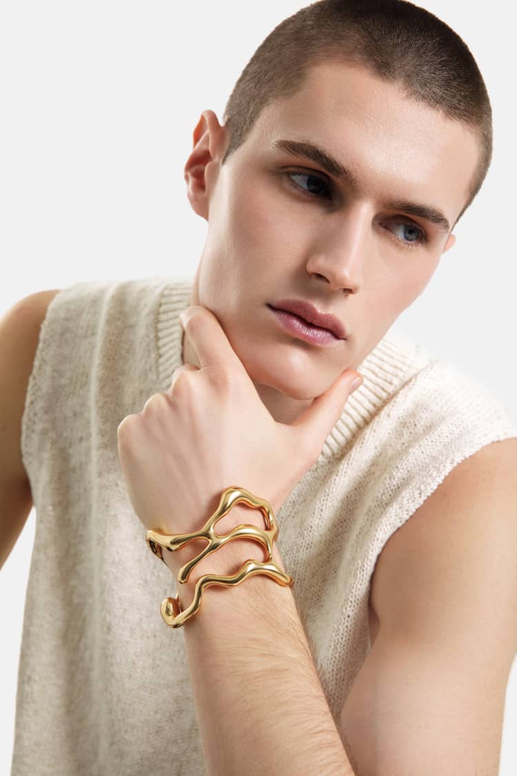 bold asymmetrical gold bangle - Image 5
