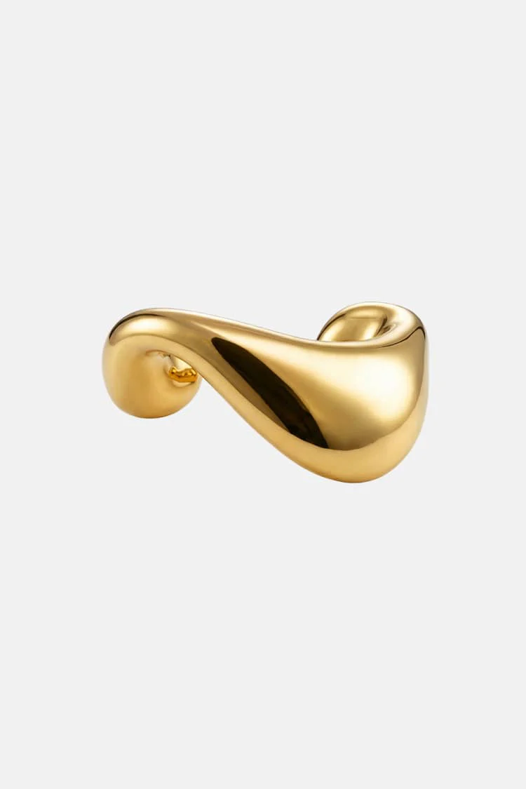 Bold Fluid Bracelet in Gold - Image 4