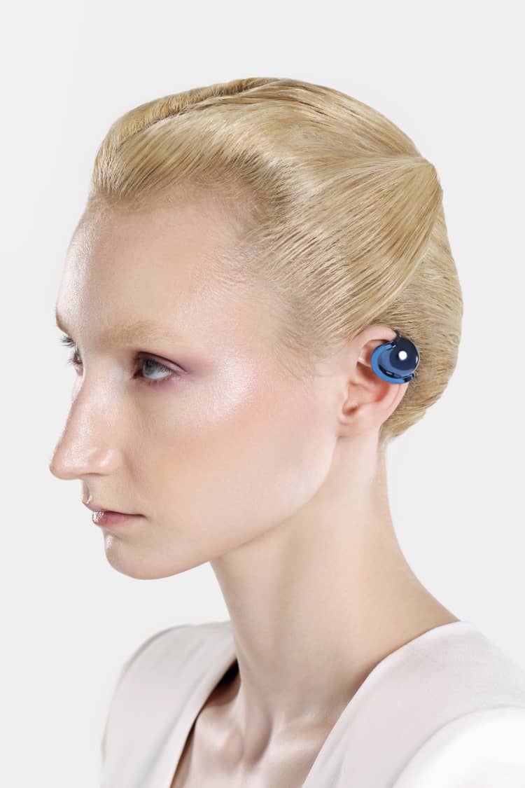 Casa Batlló ball earcuff in blue - Image 3