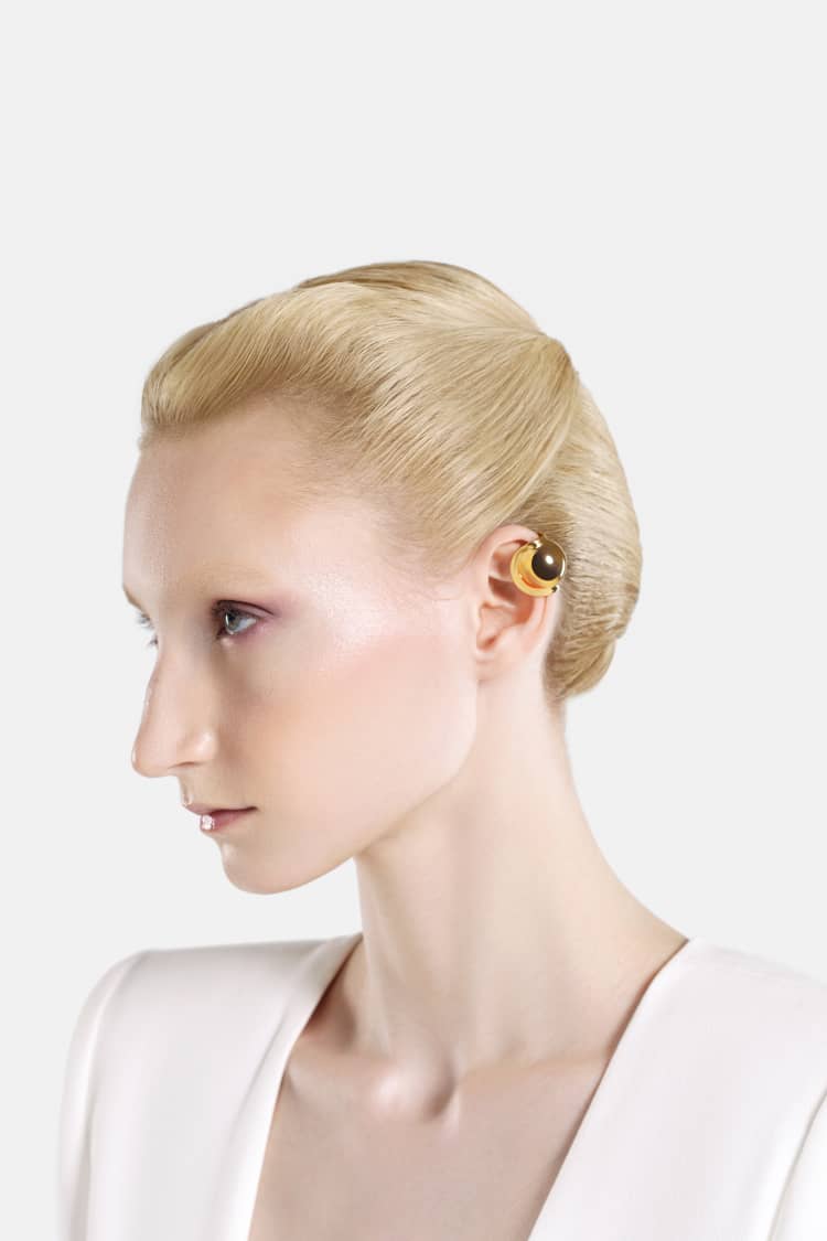 Casa Batlló ball earcuff in gold