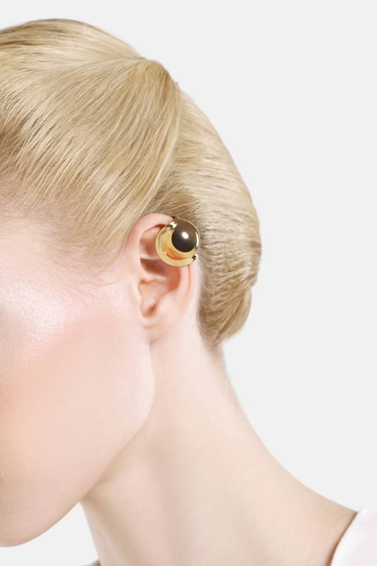 Casa Batlló ball earcuff in gold - Image 2