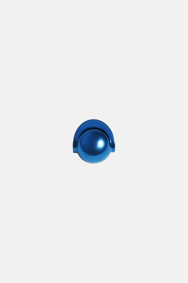 Casa Batlló ball earrings in blue - Image 5