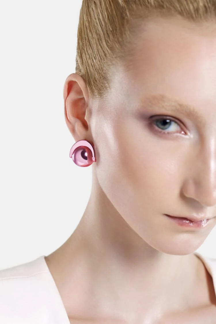 Casa Batlló ball earrings in rose - Image 2