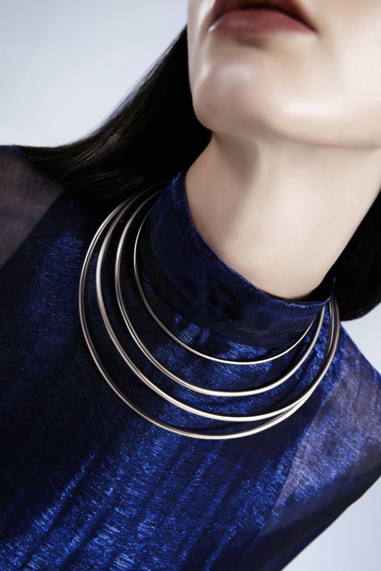 Silver Choker Coil - Image 3