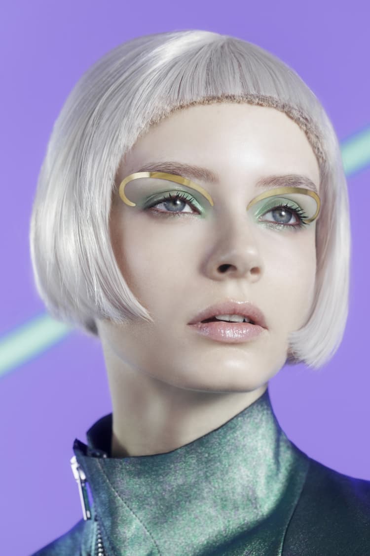 eye makeup in 24k gold