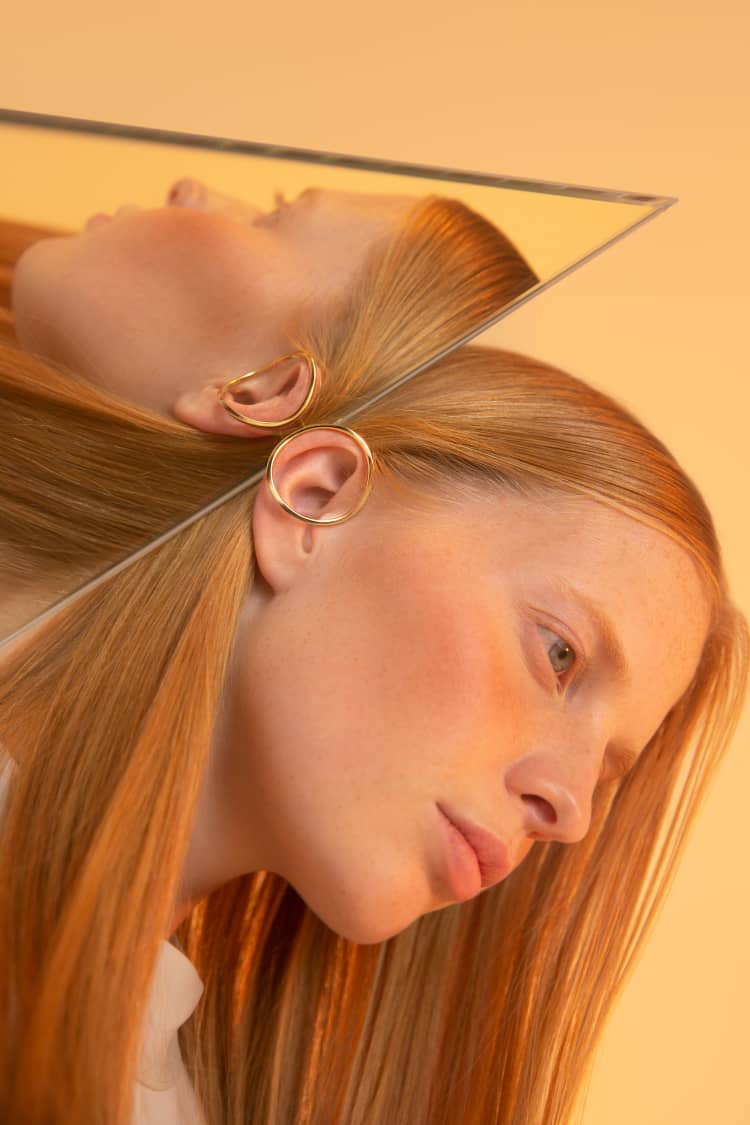 Gold Circular Ear Cuff - Image 2