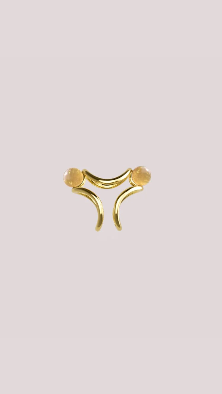 Gold Ring with Yellow Quartz - Image 4