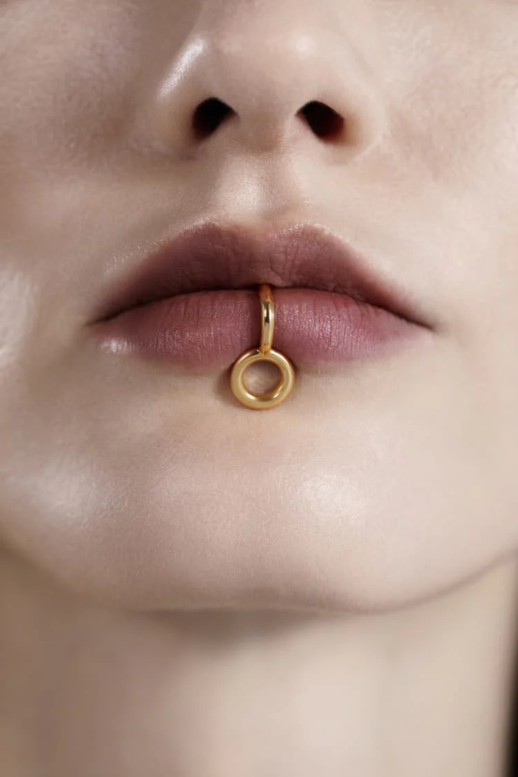 Gold Rounded Lip Cuff Jewelry - Image 4