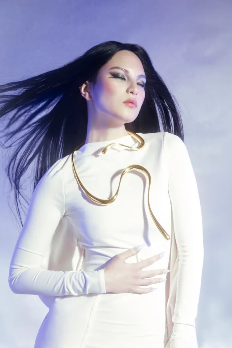 Gold Liquid Necklace - Image 2