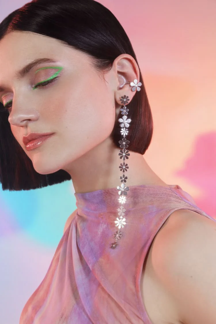 Silver and White Long Daisy Earring - Image 3