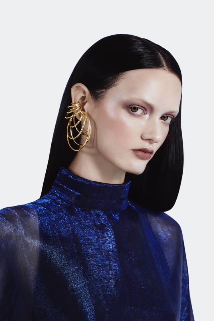 Set of Gold Hoop Ear Cuffs with Many Coils - Image 4
