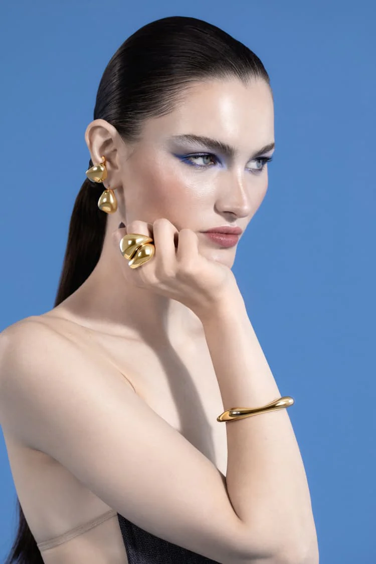 Organic Bangle in Gold - Image 3