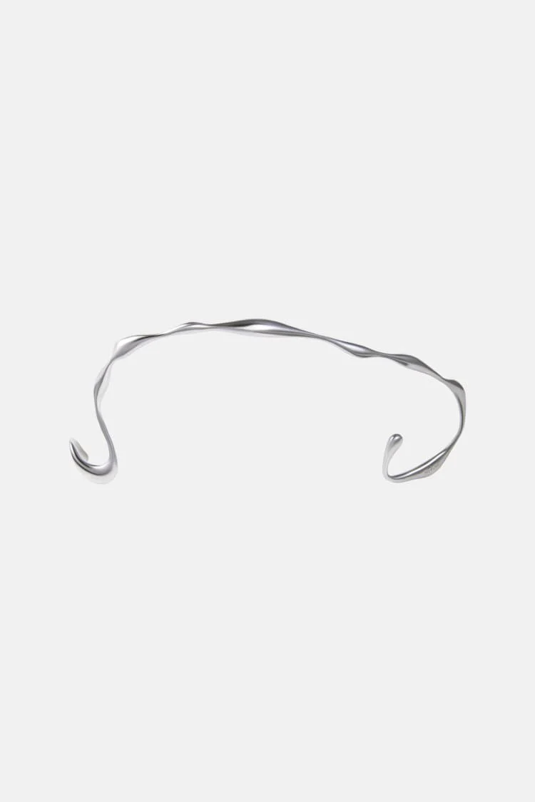 organic-shaped face jewelry in silver - Image 4