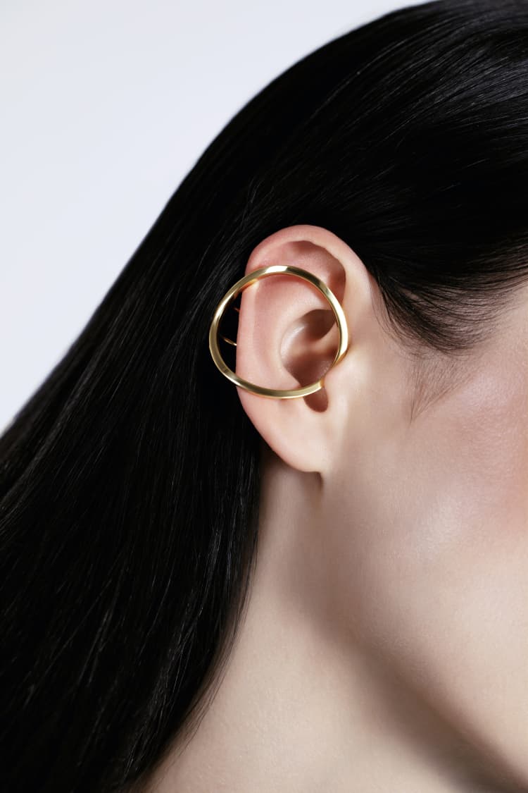 Gold Perfect Round Ear Cuff - Image 2