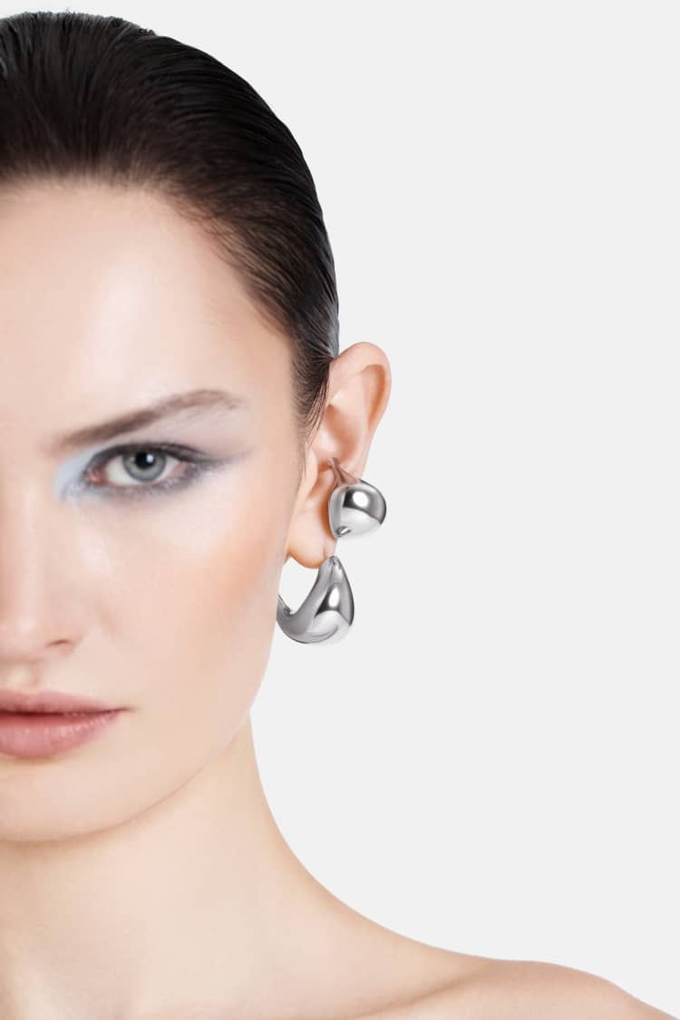 Sculptural Ear Cuff in Silver - Image 5