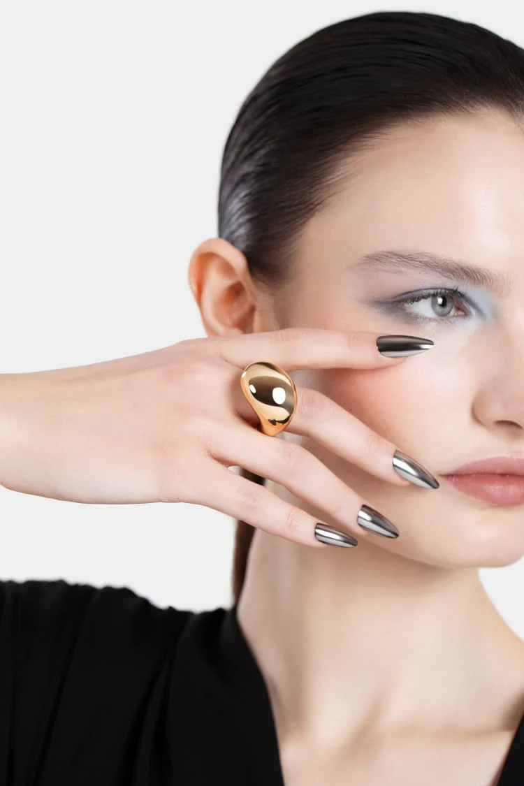 Sculptural Ring in Gold