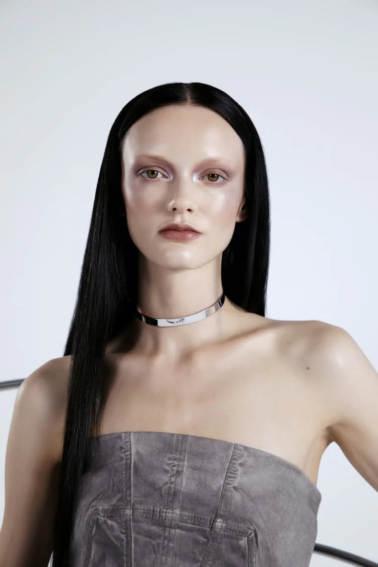 Silver Thick Simple Choker - Image 2
