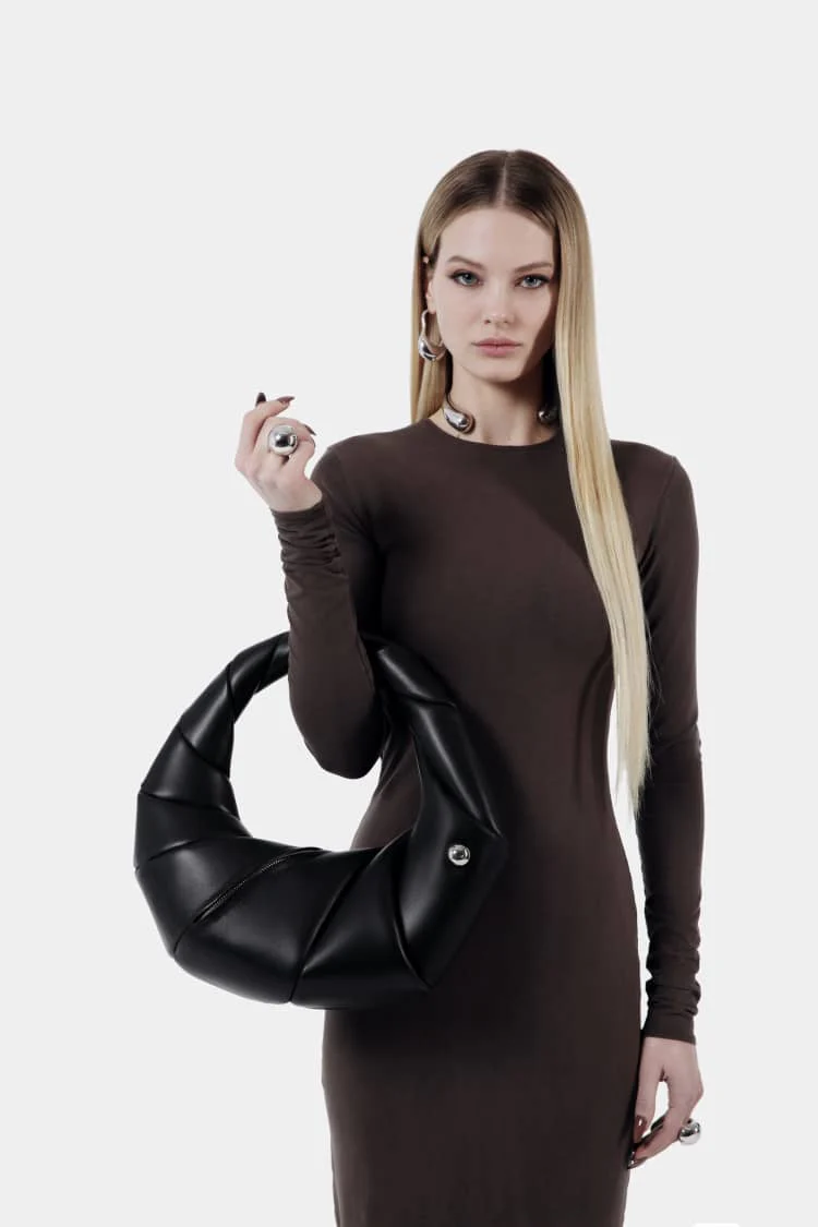 TWISTED bag | black leather handbag - Image 5