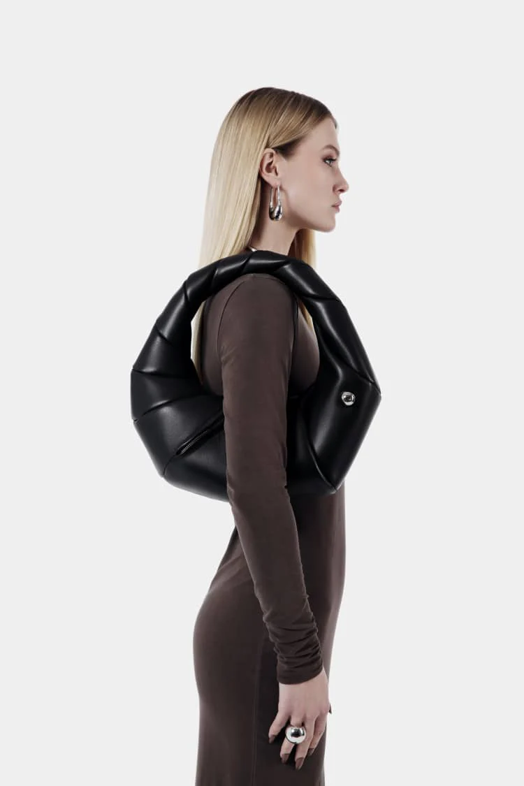 TWISTED bag | black leather handbag - Image 6