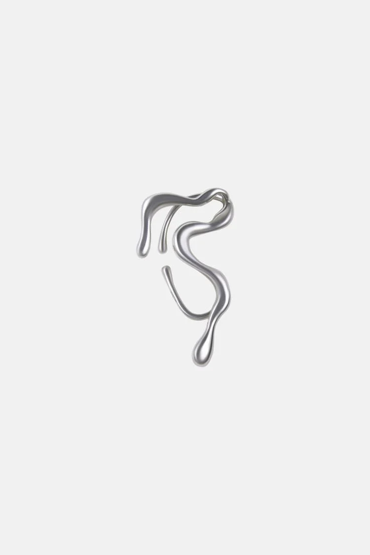 undulating earcuff in silver