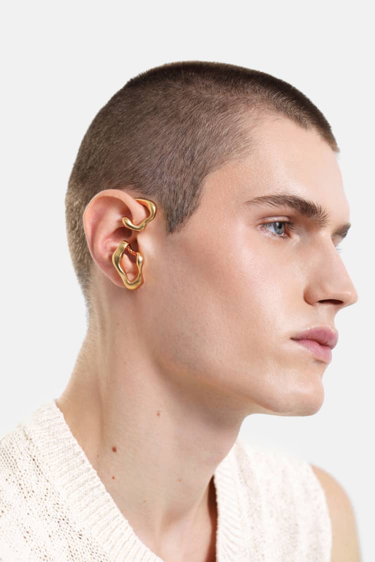 wrap-around organic earcuff in gold - Image 4